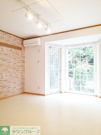 モンラルジュ8番館の物件内観写真